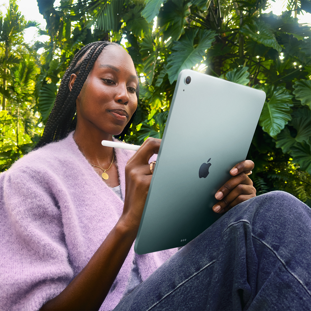 iPad Air 11-inch Wi-Fi + Cellular (M3, Early 2025)