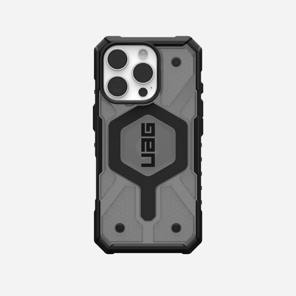 Pathfinder Clear MagSafe Case for iPhone 16 Series