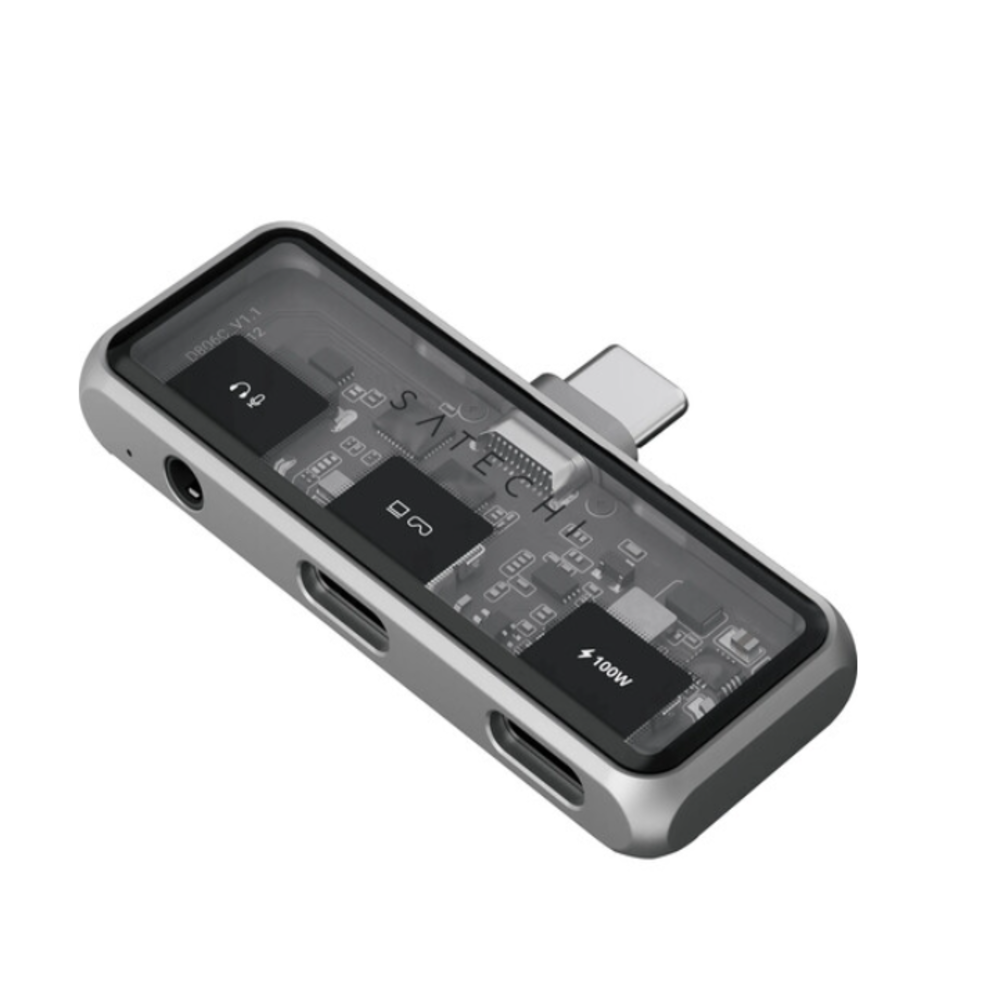Mobile XR Hub with Audio Cables