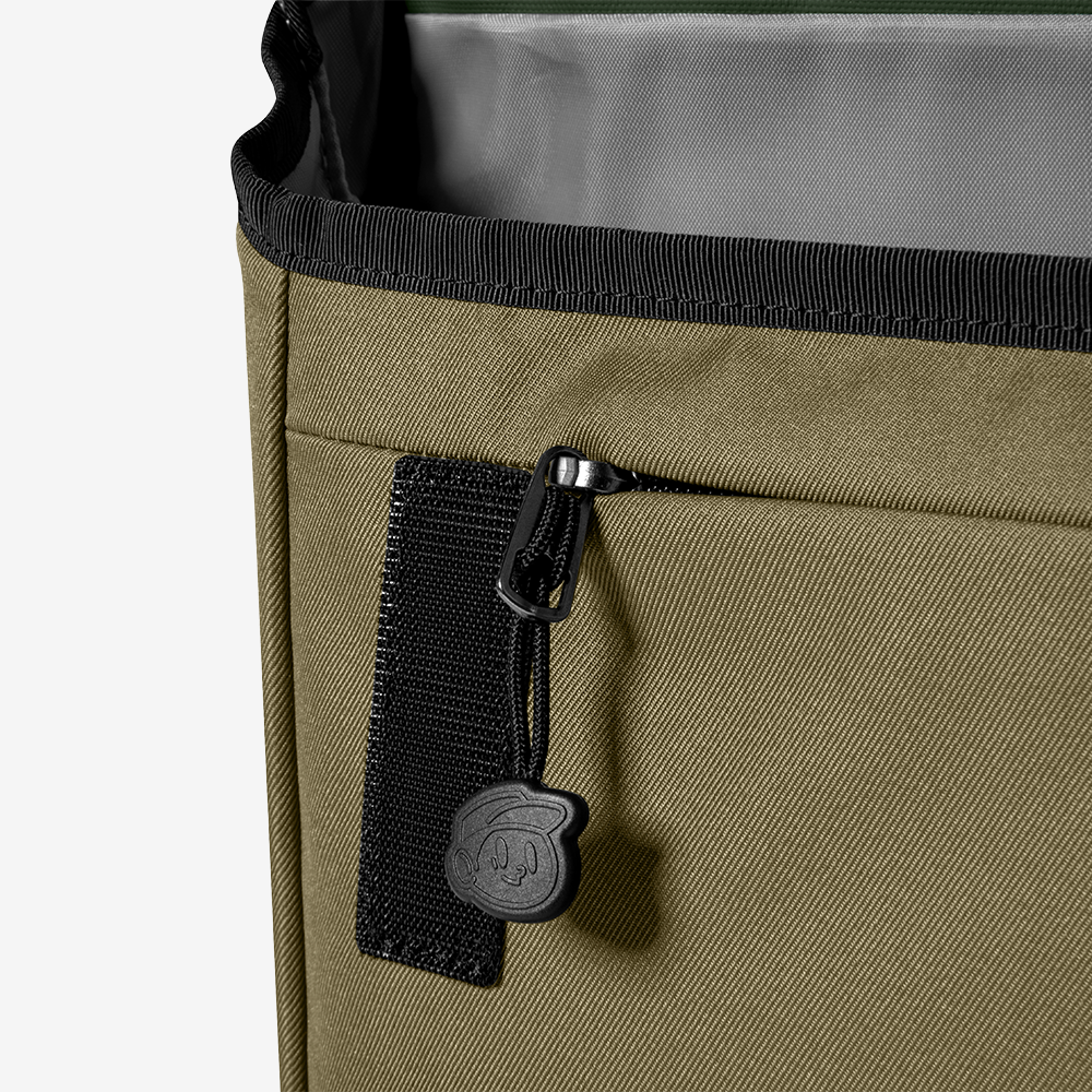 Slash T27 Shoulder Bag 11in / 6.5L