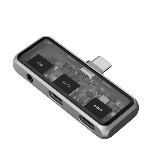Mobile XR Hub with Audio Cables