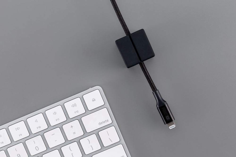 USB-C to Lightning MFI Stay Cable