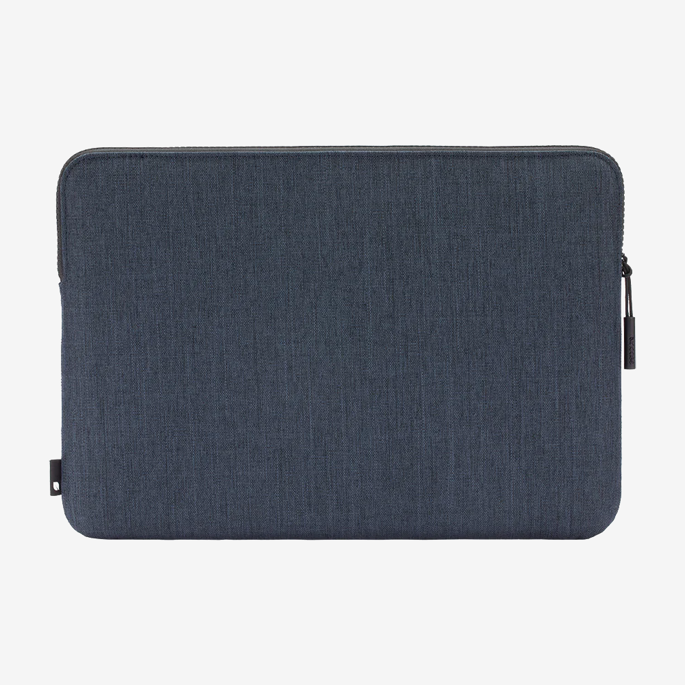 Compact Sleeve with Woolenex Macbook Case 16"